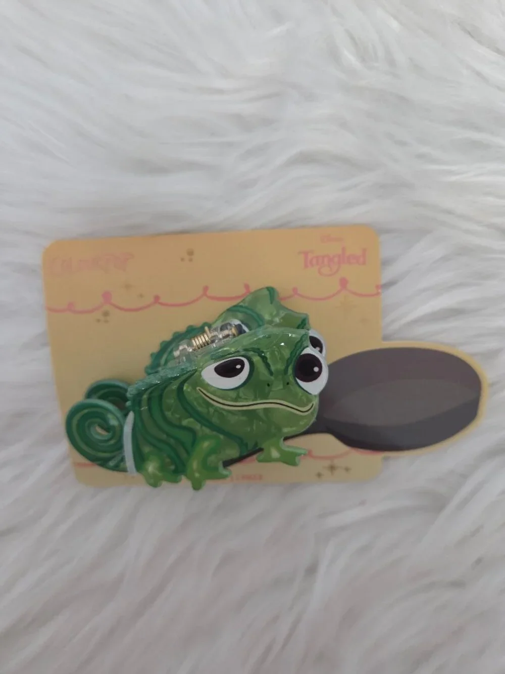Colourpop x Tangled Pascal Claw Clip